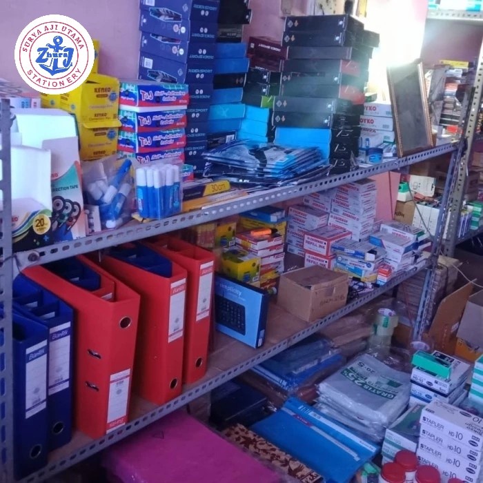 

ISI STAPLES MAX NO. 3.HARGA 1 BOX..ISI 20 PACK KECIL