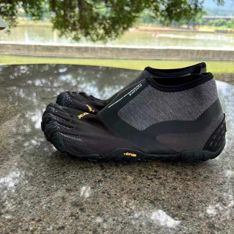 Training Deadlift Shoes Lightweight and Comfortable Sports Shoes Non-slip Lightweight Lifting Shoes