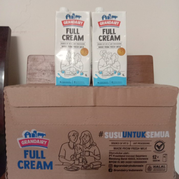 

susu uht grandairy full cream 1 ltr karton isi 12
