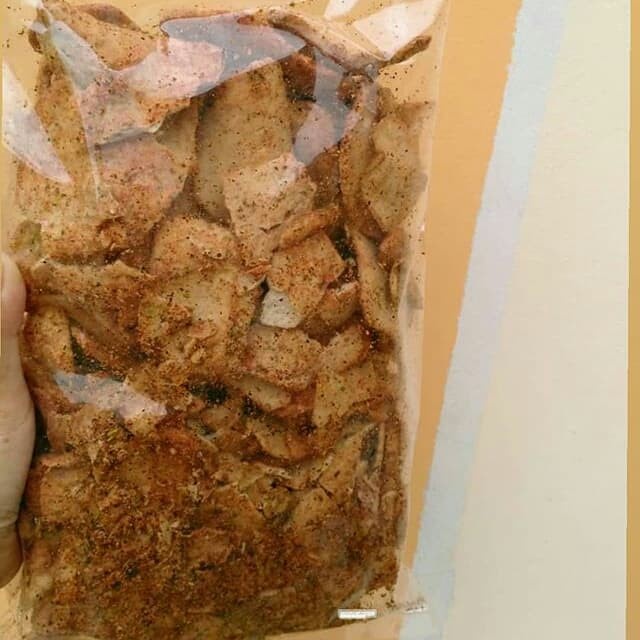 

UT802 basreng pedas ayam bawang 250 gram / cemilan instan jajanan basreng CUCI GUDANG