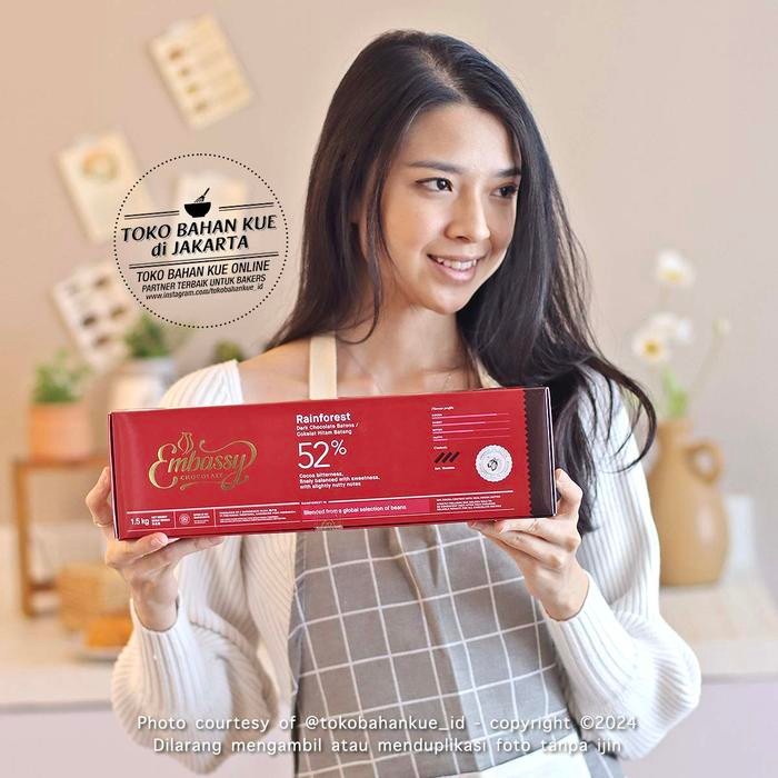 

BisaInstan- Embassy Chocolate - Rainforest Dark Chocolate Batons 52% 1,5kg Box