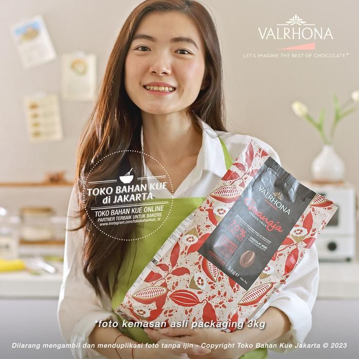 

Valrhona Guanaja 70% Dark Chocolate 3kg SAK Couverture Coklat Coin