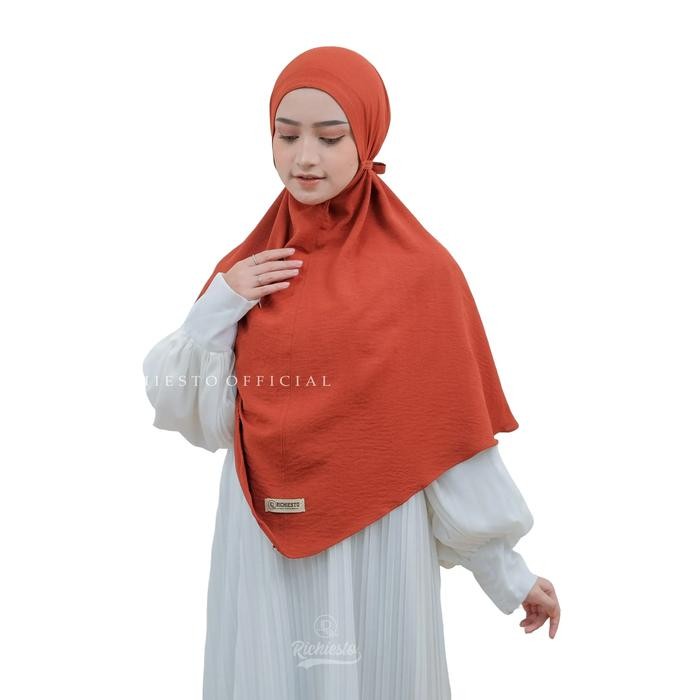 Nayyir- Jilbab Bergo Maryam Crinkle Airflow Non Ped Ukuran M L XL Panjang Muslim Instan Kerudung