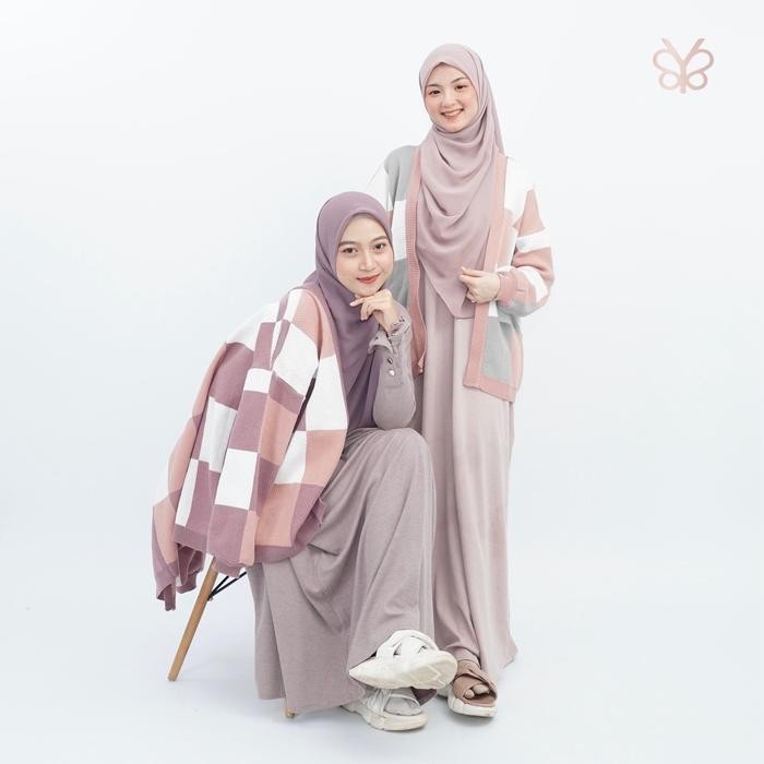 Baraka- Cardigan Rajut Square by Yoora Sarah