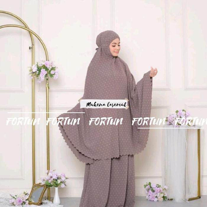 Thameer- Mukena lasercut rayon crinkly uragiri Crinkle Kain Panjang Muslim Dewasa Cantik Travel