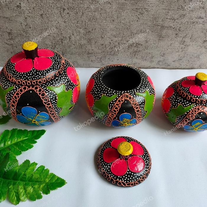 MILIKI SEGERA TOPLES GUCI KAYU HIAS TEMPAT BUMBU ASD