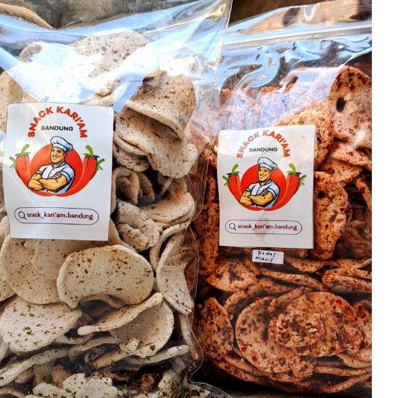 

Cemal Cemil Makyus Basreng Pipih Premium Bundling 500Gr Ori + 500Gr Pedas Daun Jeruk
