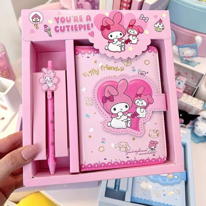 

GASS.! PAKET 2 IN 1 NOTEBOOK SANRIO BUKU DIARY FREE PEN/ 2 IN 1 GIFT SET BUKU