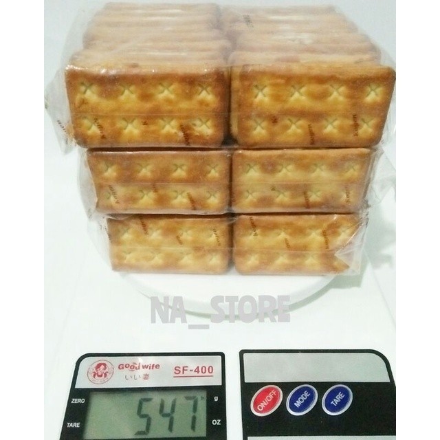 

BISCUIT KHONG GUAN LEMON PUFF / 3 PACK
