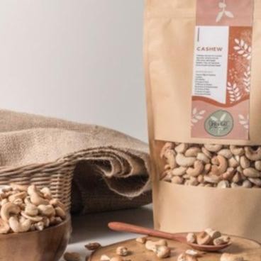 

Kacang Mede Panggang 1 KG / Roasted Cashew Nuts 1 Kg Premium Organic Paradise