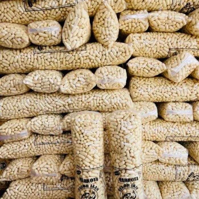 

PILUS MAHKOTA 1KG/MAKANAN RINGAN GURIH 1KG