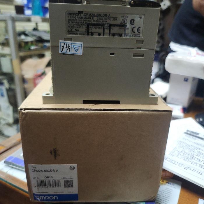 PLC OMRON CPM2A-60CDR-A PLC OMRON
