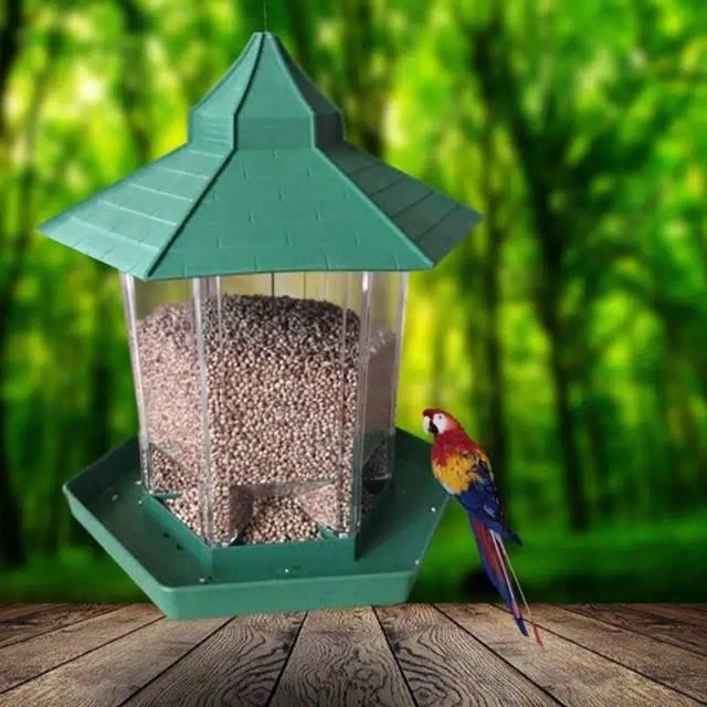 Rumah Gazebo Tempat Makan Burung Liar Model Gantung