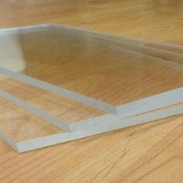 

Akrilik Bening 10mm 40x50cm Acrylic Sheet Lembaran