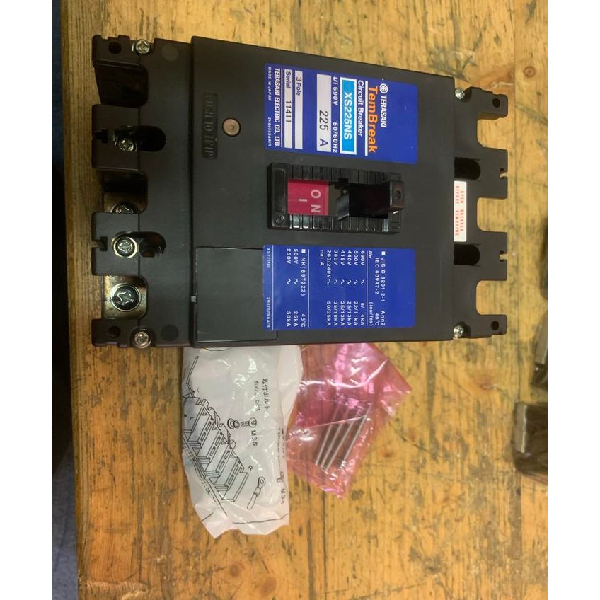 MCCB TERASAKI XS225NS 225AMPER KUALITAS TERBAIK