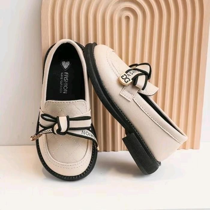 ShoesKids- Sepatu Anak Perempuan Usia 1 2 3 4 5 Tahun Docmart Motif Pita Gg Lucu Sepatu Anak