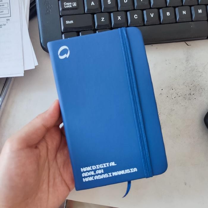 

Ready- [Bisa Custom] Pocket Notebook A6 Strap Tali Bisa Custom Nama Logo/ Buku Catatan Custom Ukuran