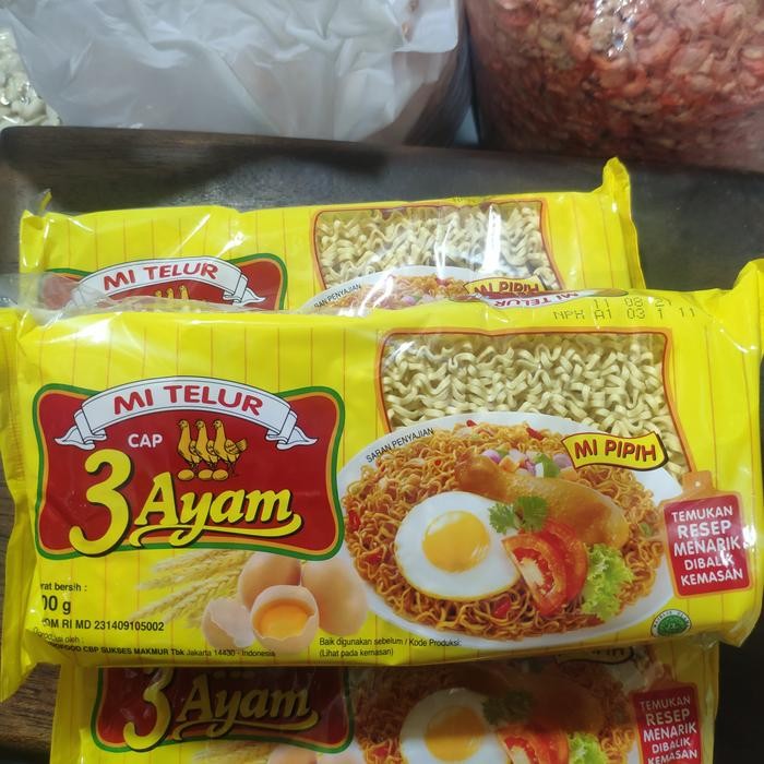 

MIE TELOR CAP 3 AYAM KUNING/PIPIH