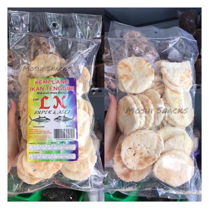 

PastikanDikirimLgsg- Kerupuk / Kemplang Panggang Ikan Tenggiri LN Asli Bangka