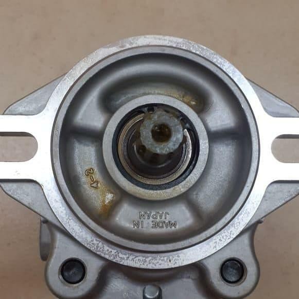 Gearpump Komatsu GD511A-1 PN 23A-60-11102