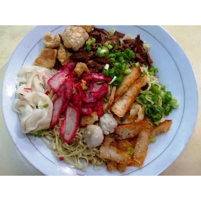 

SemuAReadyYaB0Zq- BAKMI SINGKAWANG/ Bakmi kalimantan/ jam mien