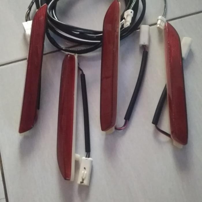 Lampu Bumper Belakang Innova 2011-2015