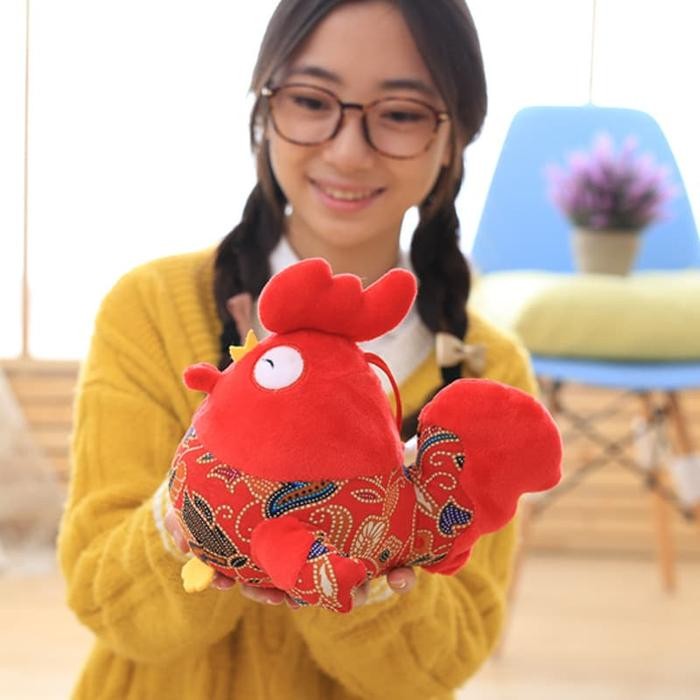 KADO BONEKA AYAM KECIL JIMAT HOKI SHIO AYAM BONEKA CONGSAM BATIK AYAM