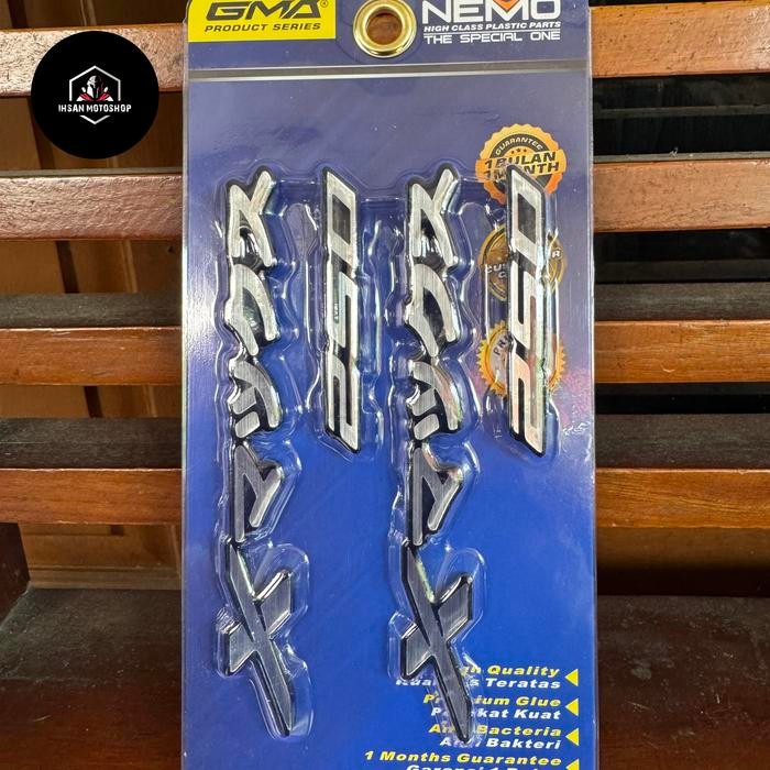 Emblem Xmax 250 Resin Jepang Nemo Tulisan Jepang Nemo - Asli