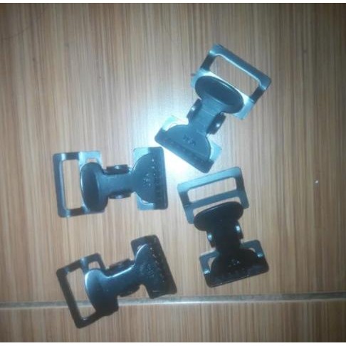 Tali Kampak Sekop Capitan Jeep Willys