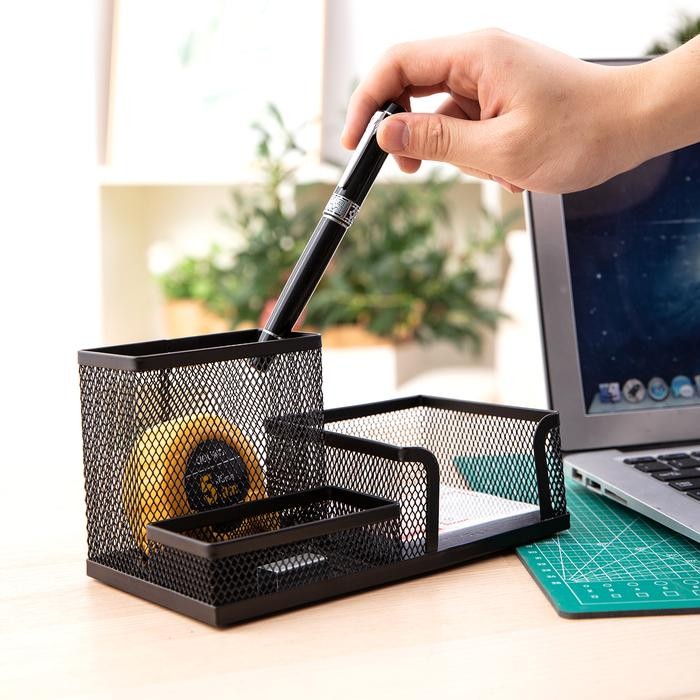 

Deli Tempat Alat Tulis Pengatur Meja 3 Comp 215 75 53mm 280 gram E9175