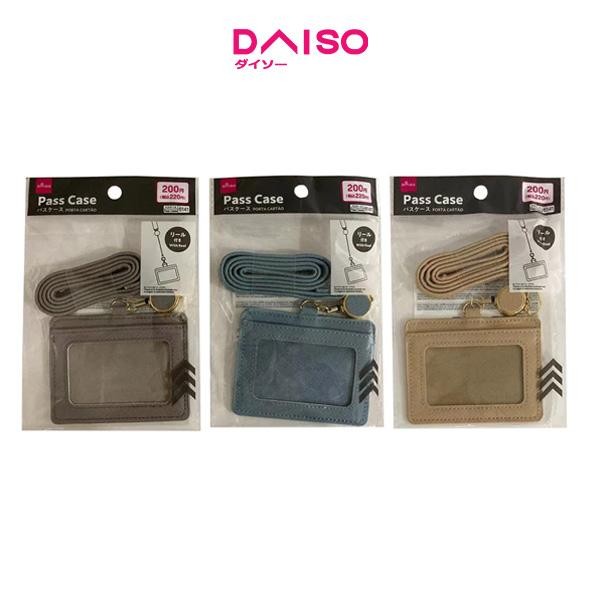 

Daiso Pass Case -With Reel-