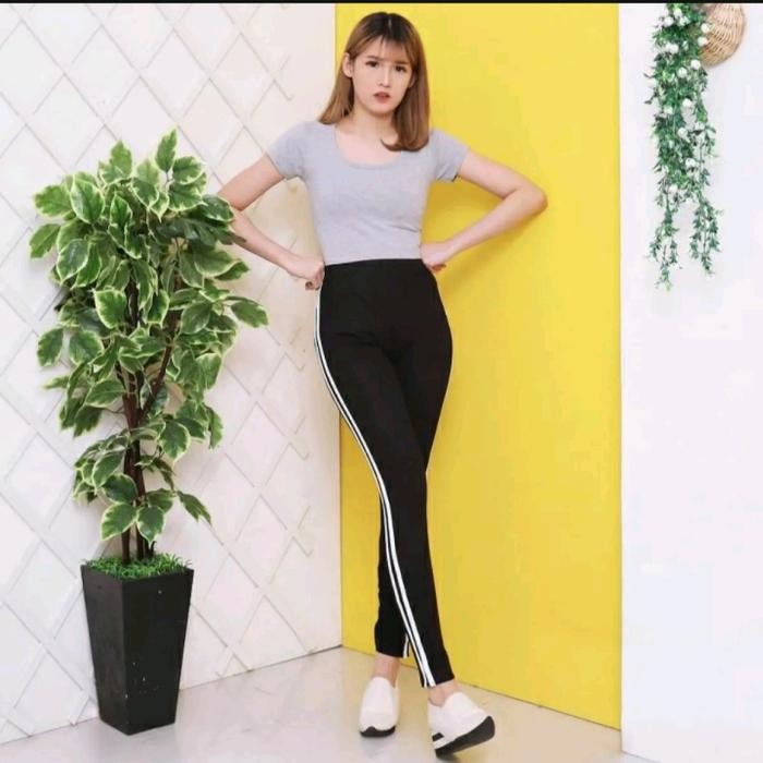 Skirta- Legging Double Rip Warna/Legging Lembut Nyaman/Legging Wanita Tebal Putih