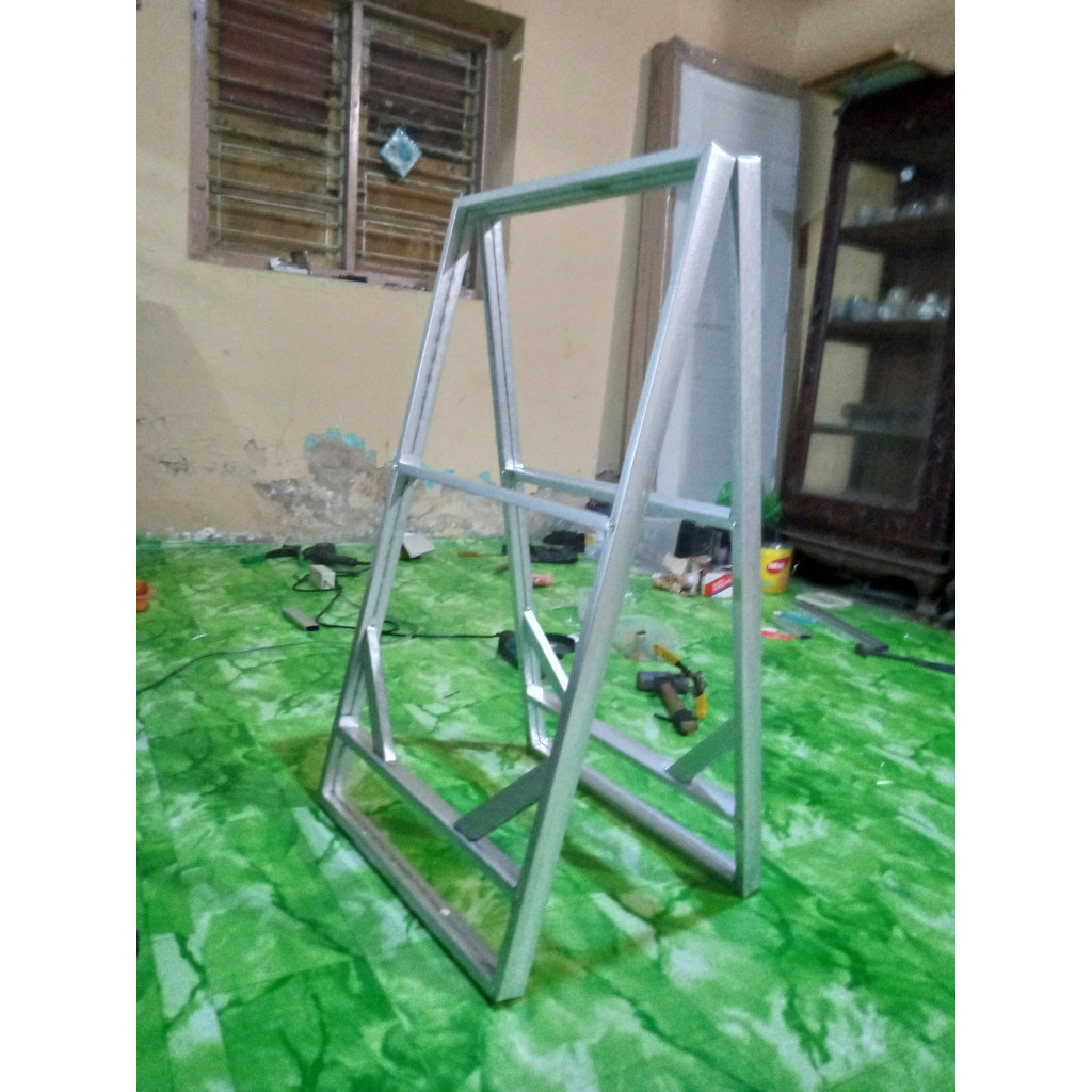 Rangka Stand Banner Besi Hollow