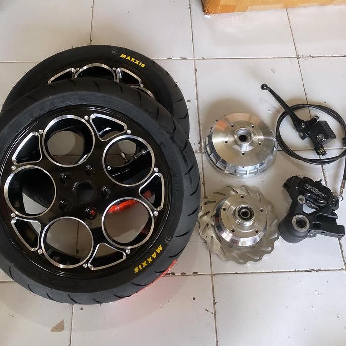Upgrade R12 ring 12 vespa classic velg model marrus