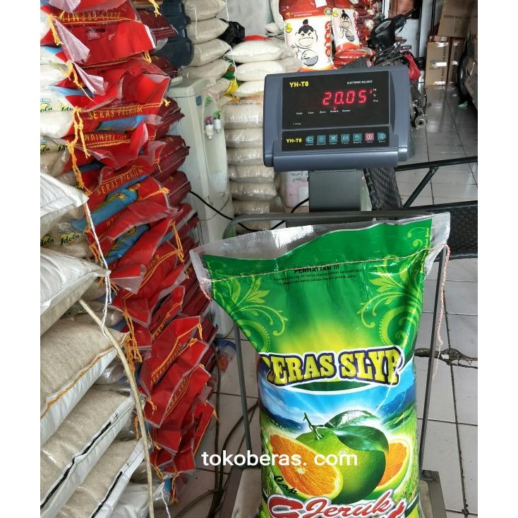 

BERAS MEREK CAP JERUK GARUT 20 KG PULEN ENAK ALAMI MURAH- GOSEND