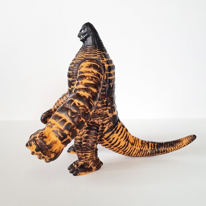 Red King Ultraman DX Kaiju / Ultraman