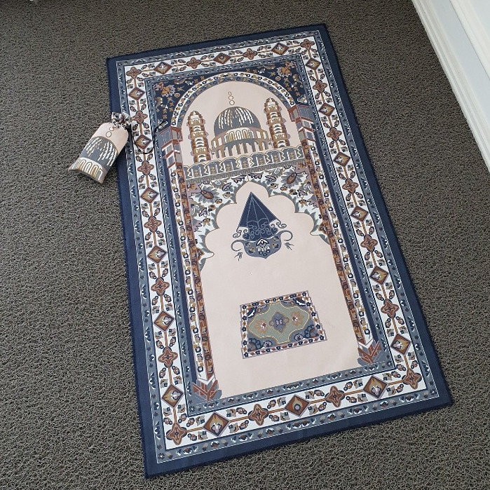 

SAJADAH TRAVEL MOTIF BILAL (READYSTOK) - OLEH OLEH HAJI UMROH - SOUVENIR DLL