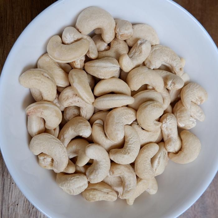 

Kacang Mede Mentah Mete Super Mentah JUMBO Sulawesi Terlaris