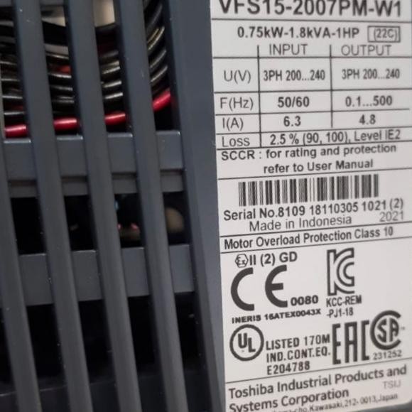 Top Toshiba Inverter Tosvert Vf-S15 3-Phase 240V 0.75Kw -