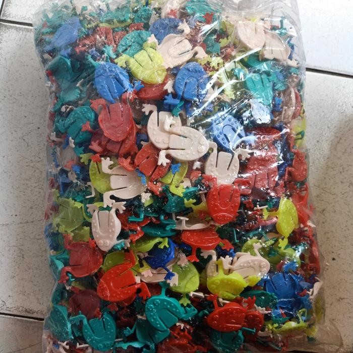 BBshOp,- kodok pencet isi 1 kilo grosir mainan curah buat isi kotak kado hadiah