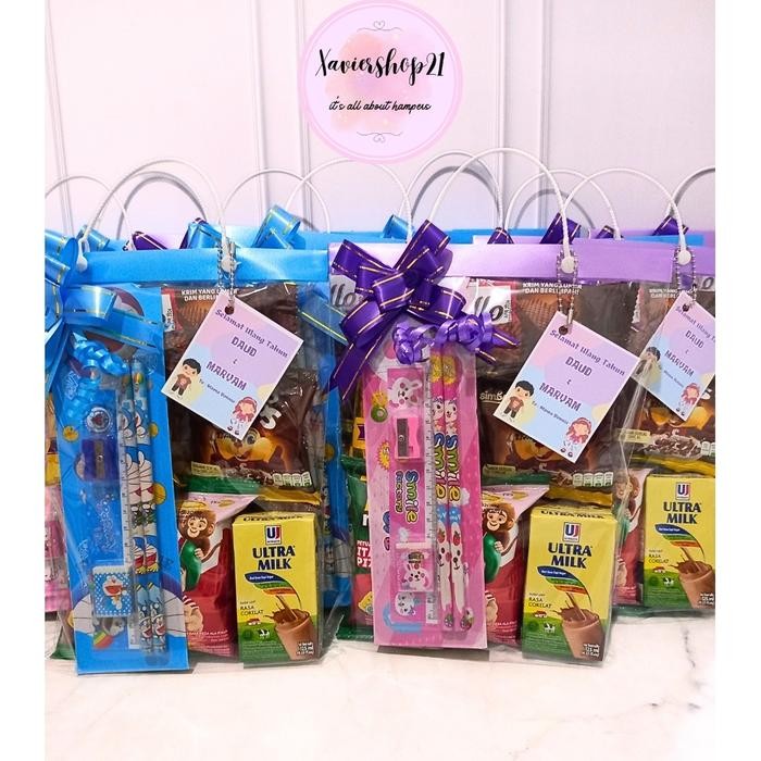 

Pesta- Paket snack ulang tahun + ALAT TULIS LENGKAP + FREE CARD