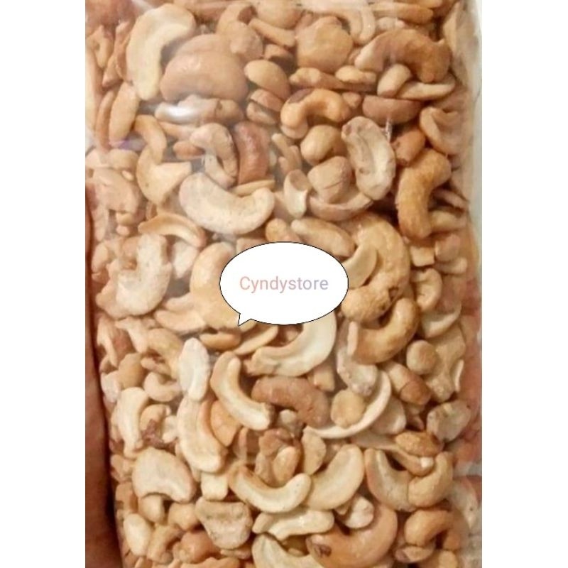 

(variasi) kacang mede patahan/pecahan super matang 1 kg