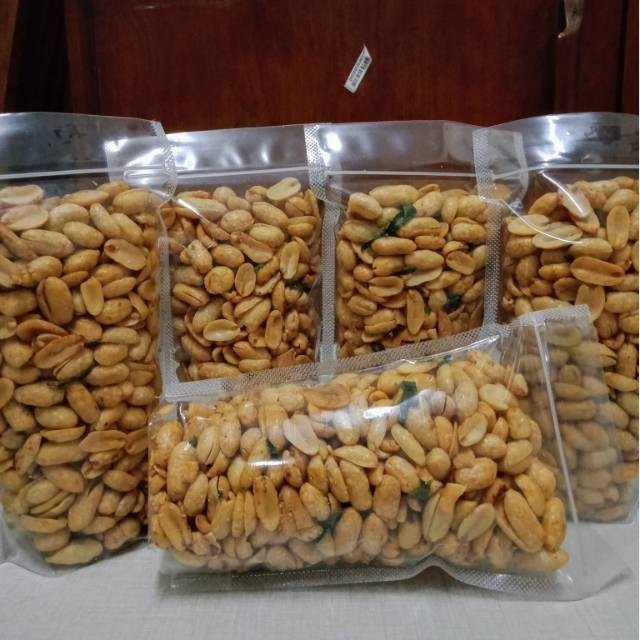 

500 gram kacang bawang