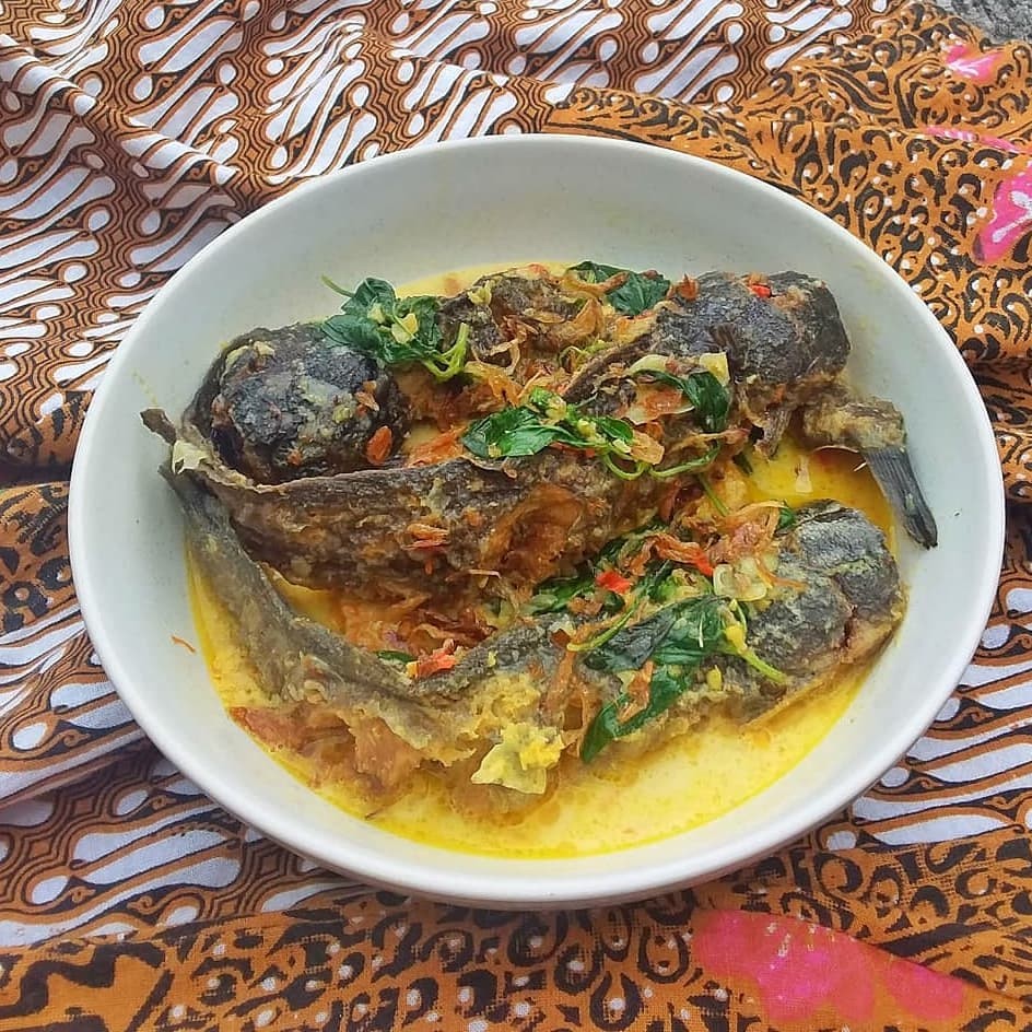 

Sega Tungtung Aneka Masakan Mangut / Lele, Gurame, Nila, Ikan Emas