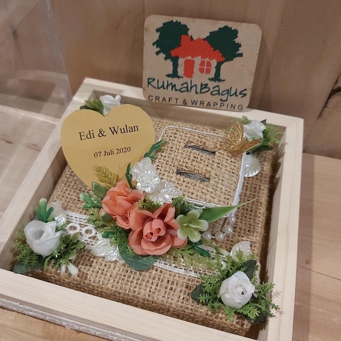 Tungtung Party Tempat Cincin Nikahan Lamaran Sudah Di Decor Rustic Vintage Siap Pakai