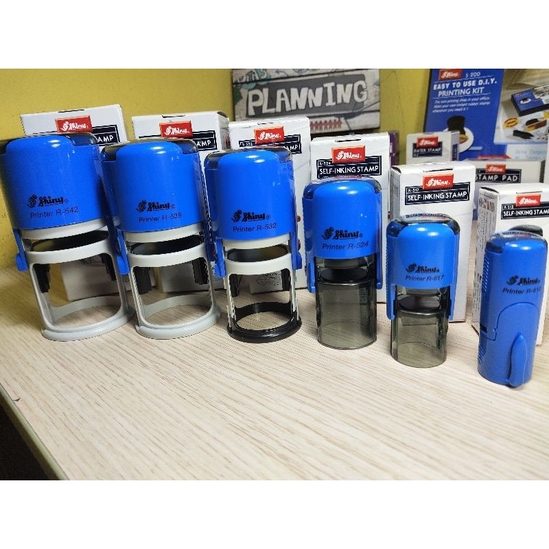 

Meriyah Storee - Stempel Shiny Bulat R512, R517 , R524 , R532 , R538 , R542 dan R552 + costum