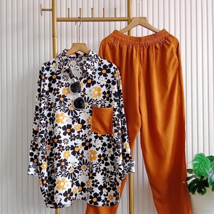 

Terlaris Setelan Kemeja Motif Bunga Kunyit By Yp Store Baju Celana