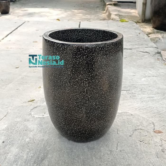 Nirwana Gardenss Pot Teraso Apollo Mini Warna Hitam
