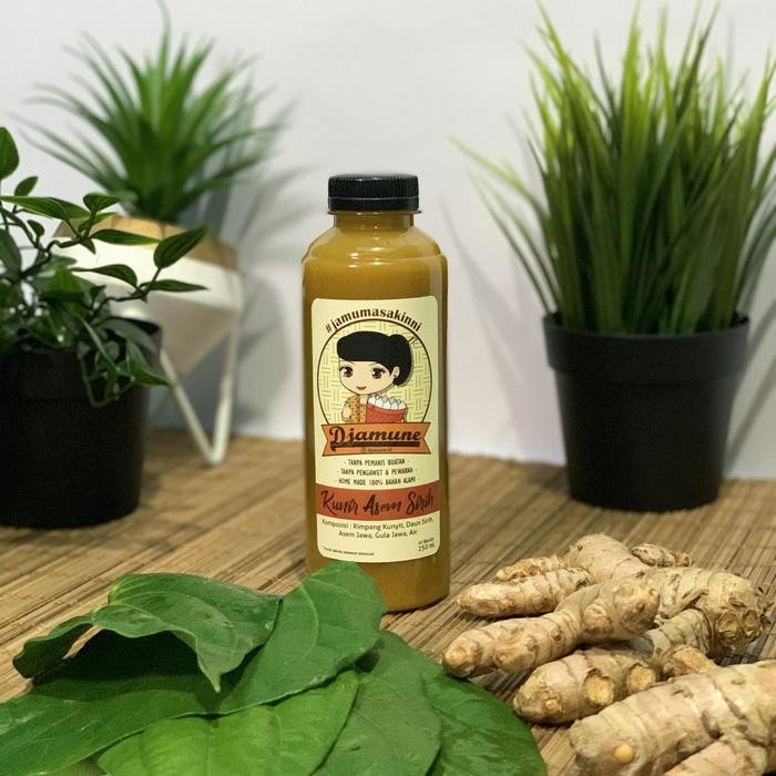 

Terlaris Djamune - Jamu Tradisional Kunyit Asam/ Kunir Asem Ekstra Sirih-250 Ml