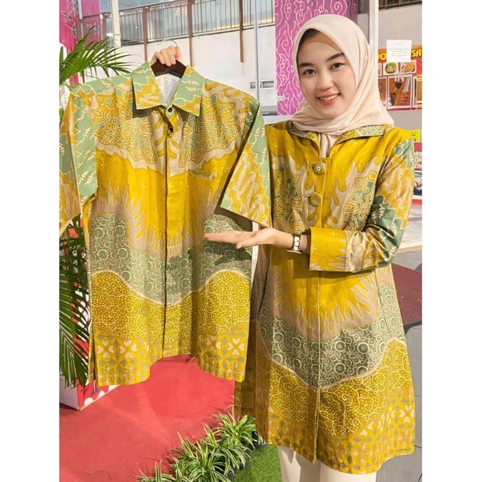 

Terlaris Batik Couple Bahan Kattun Solo Premium Lapisan Full Trikot Warna Kuning Kunyit